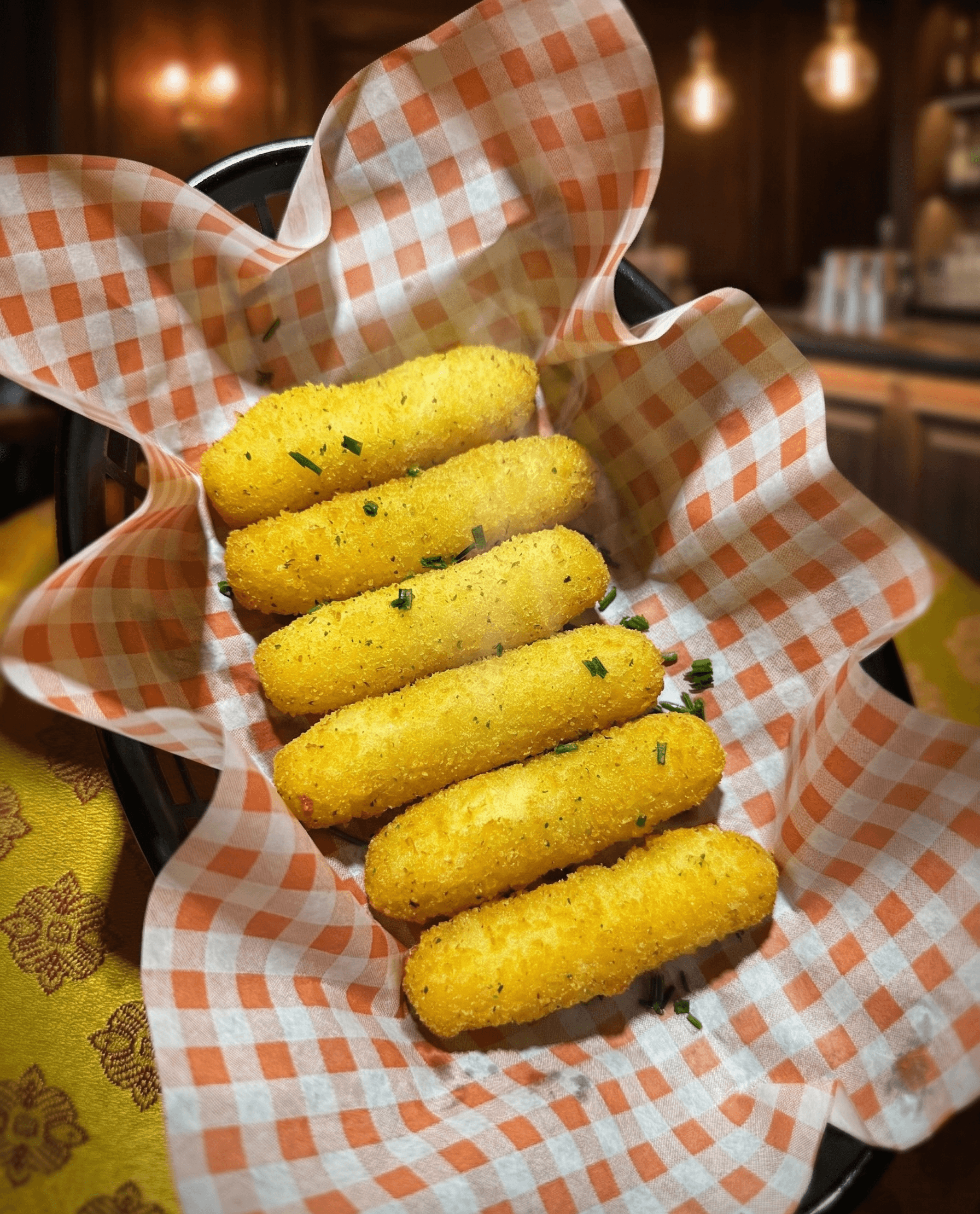 Mozzarella Sticks (6)